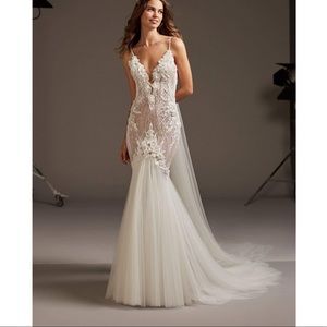 Karoza Wedding Dress, Galaeetea